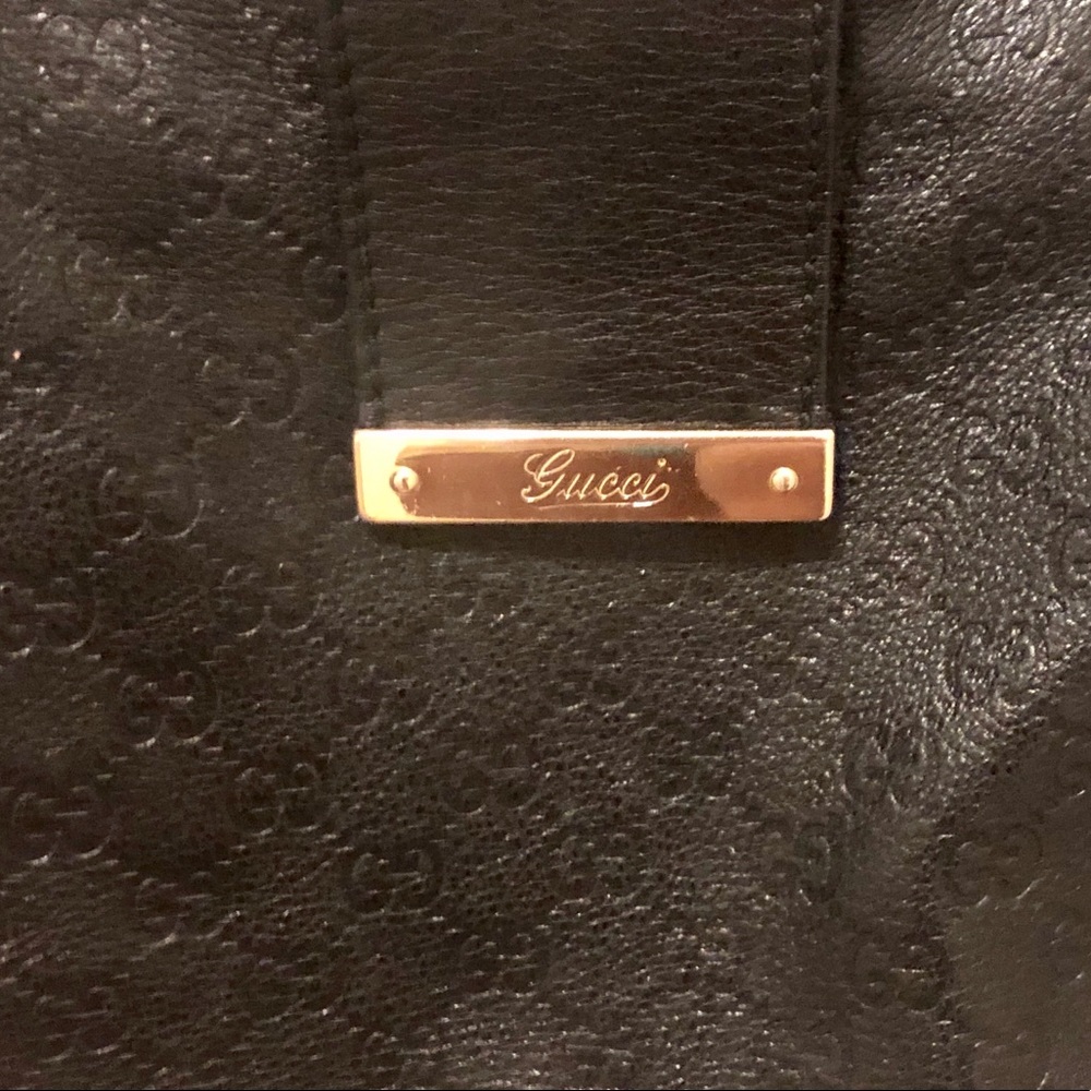 Authentic GUCCI Shoulder Bag